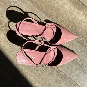 Aldo closed toe pillow walk heels, only worn once for a wedding